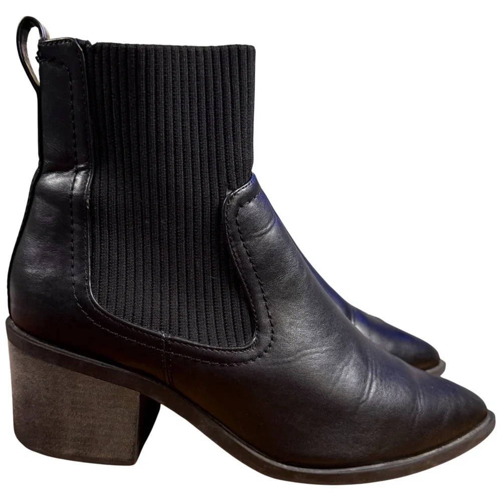 Anne Klein Antic Women's 8.5M Black Bootie Casual PU Textile Uppers Comfort